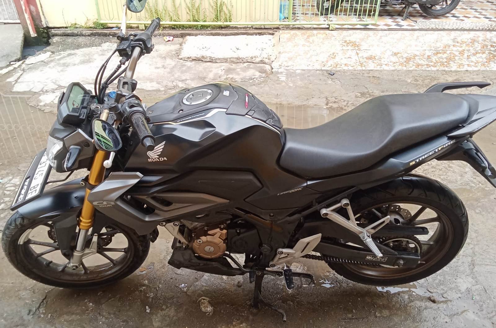 Dijual Motor Honda CBR 150 Tahun 2023 Makassar