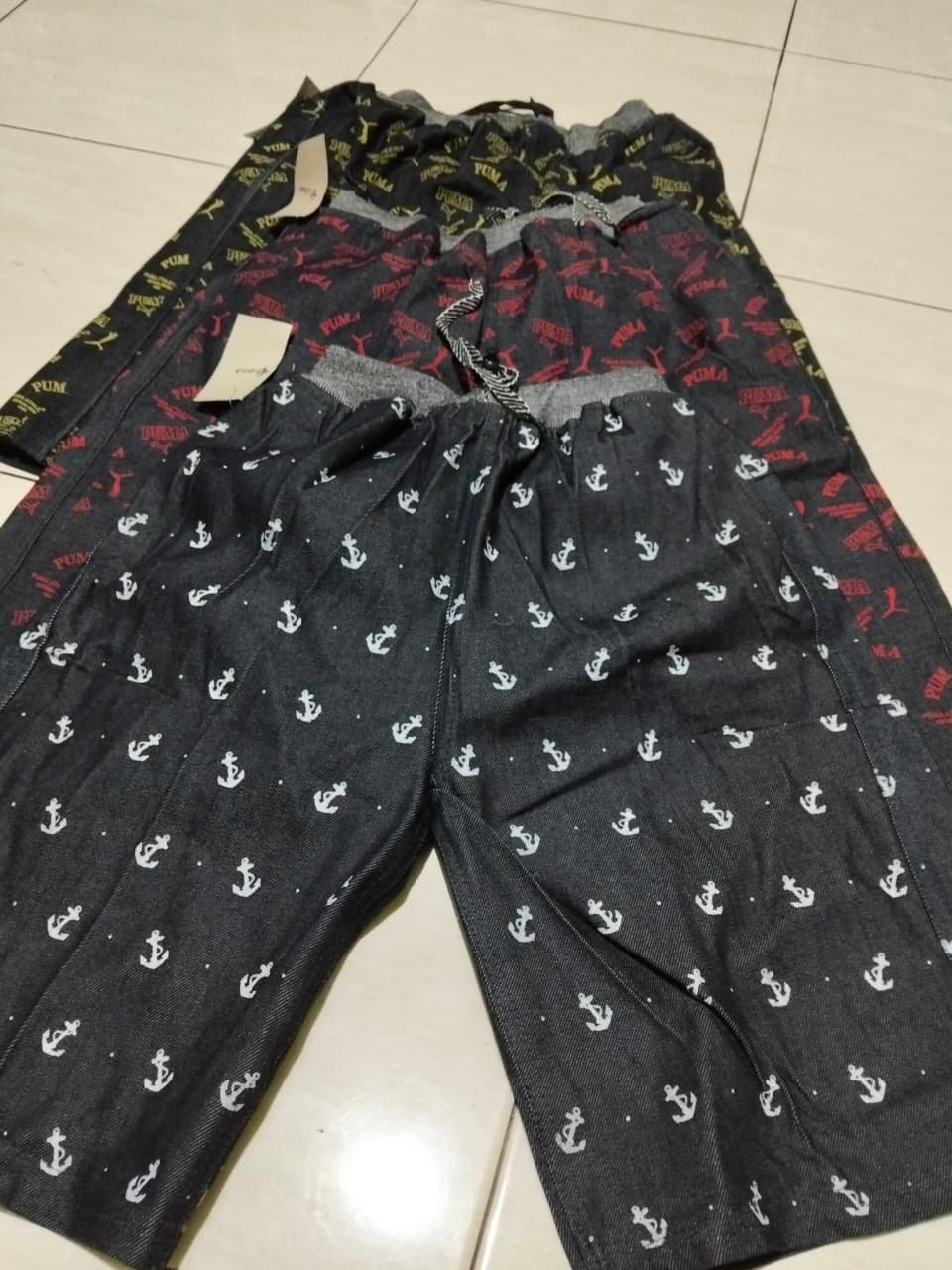 Celana pendek pria